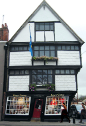 Canterbury - crooked house